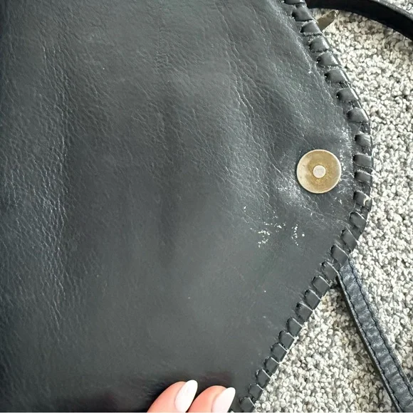 Black and Tan Leather Cowhide Crossbody Bag - Picture 10 of 12